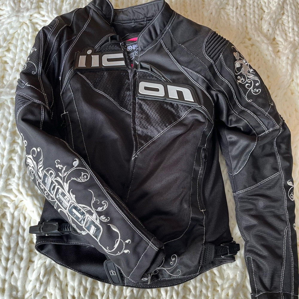 ICON Riding Jacket for Women, size Small